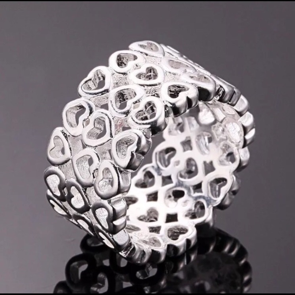 Wide 925 Silver Hearts Ring - Picture 2 of 6